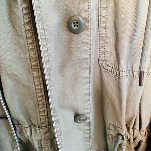 AEO Jacket - Picture 3 of 6